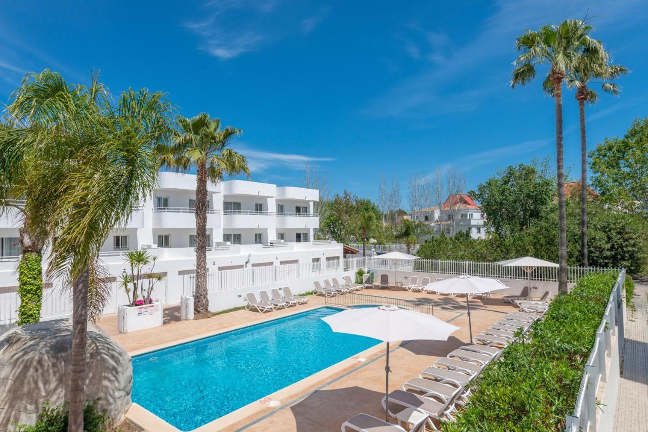 Olive Beach Apartamentos 阿尔库迪亚港 外观 照片