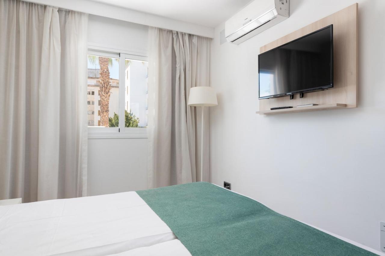 Olive Beach Apartamentos 阿尔库迪亚港 外观 照片