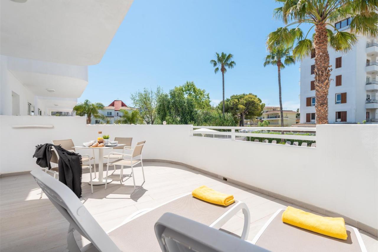 Olive Beach Apartamentos 阿尔库迪亚港 外观 照片
